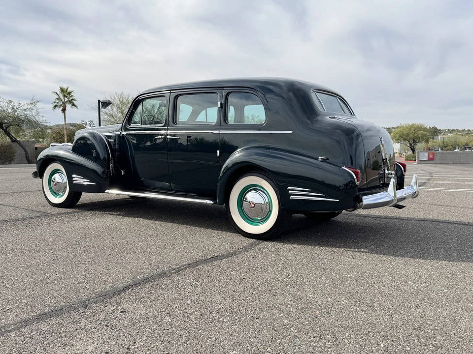 1940 Cadillac Series 70 & 75 - Image 7 of 31