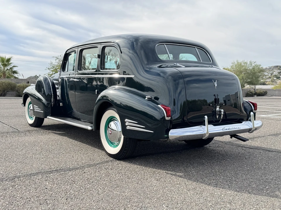 1940 Cadillac Series 70 & 75 - Image 8 of 31