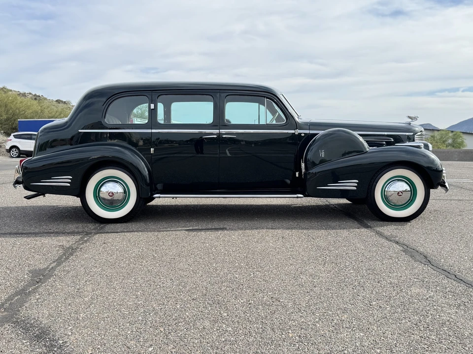 1940 Cadillac Series 70 & 75 - Image 12 of 31