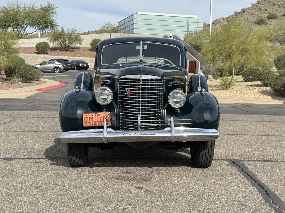 1940 Cadillac Series 70 & 75 - Image 15 of 31