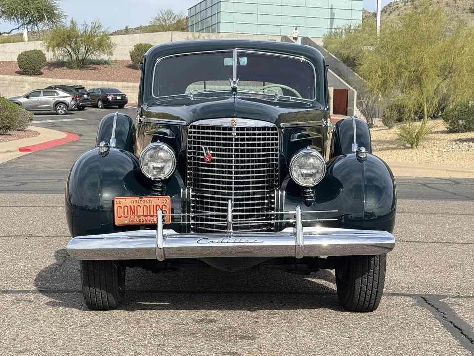 1940 Cadillac Series 70 & 75 - Image 16 of 31