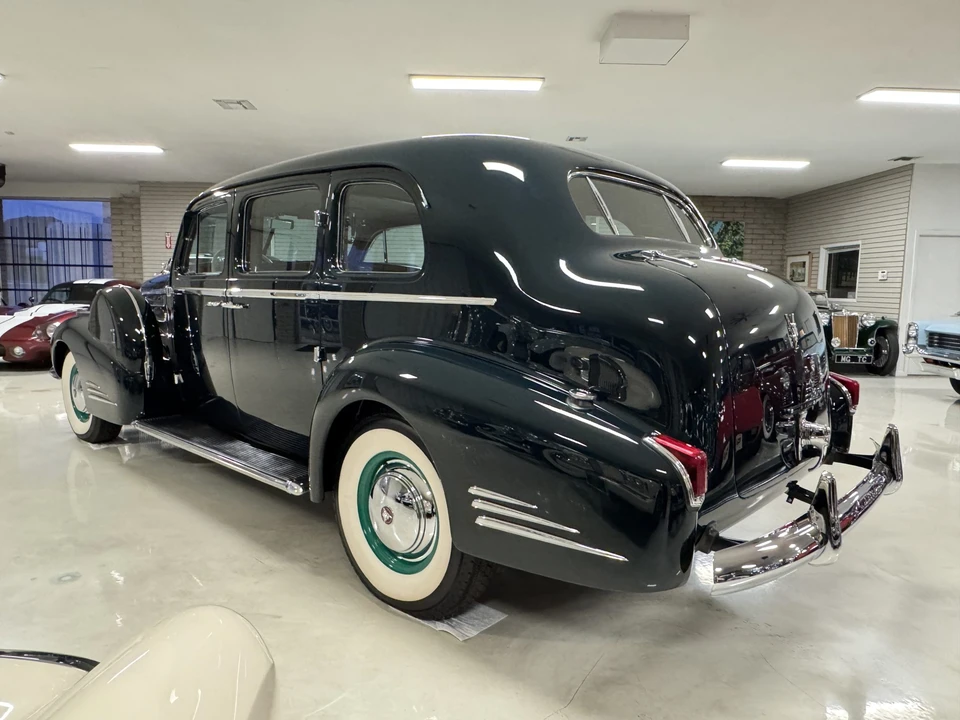 1940 Cadillac Series 70 & 75 - Image 22 of 31