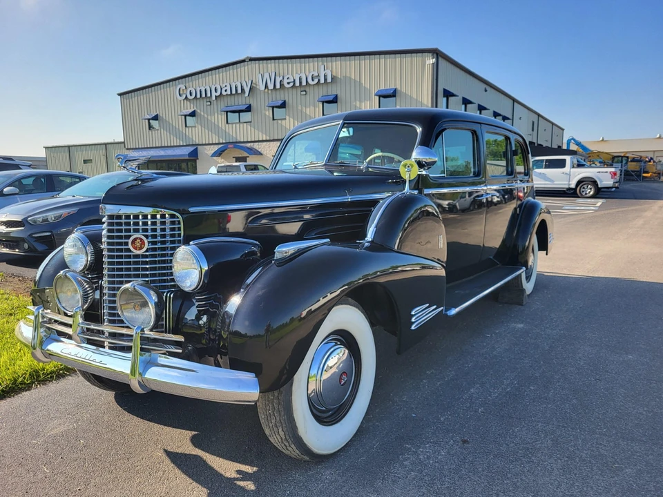 1940 Cadillac Series 70 & 75 - Image 6 of 31