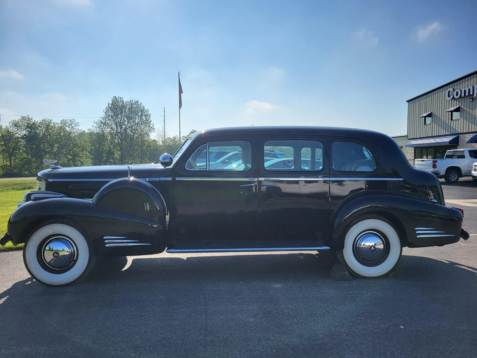 1940 Cadillac Series 70 & 75 - Image 9 of 31