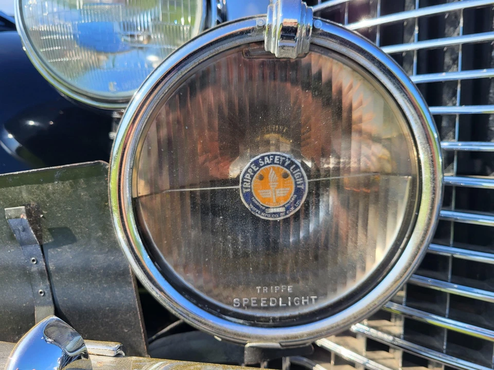 1940 Cadillac Series 70 & 75 - Image 25 of 31