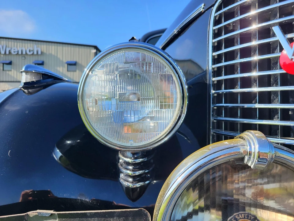 1940 Cadillac Series 70 & 75 - Image 22 of 31