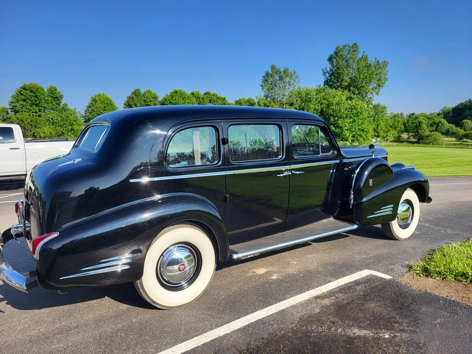 1940 Cadillac Series 70 & 75 - Image 16 of 31