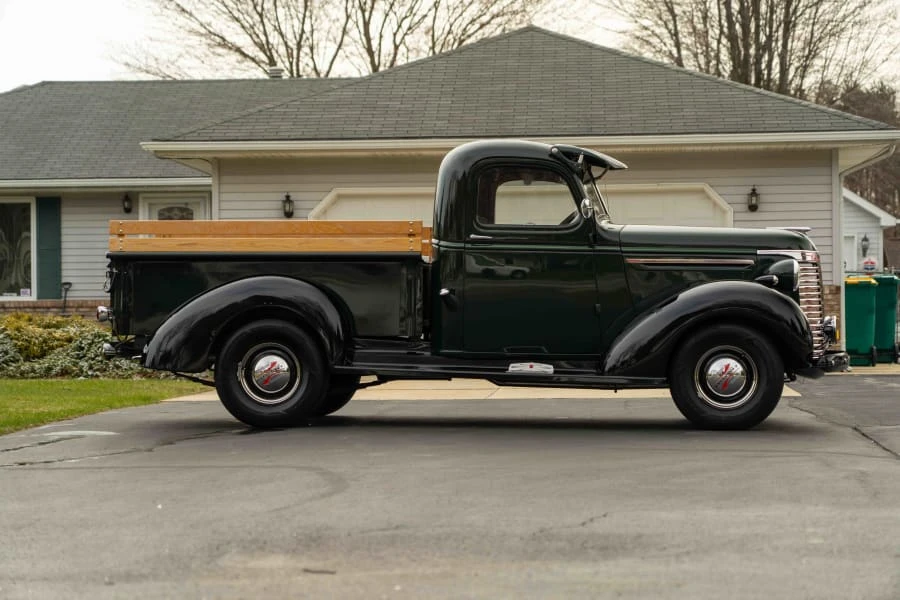 1940 Chevrolet Pickup 2nd Gen - Image 2 of 30