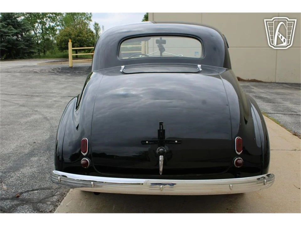 1940 Chevrolet Special & Deluxe & Fleetline - Image 16 of 31