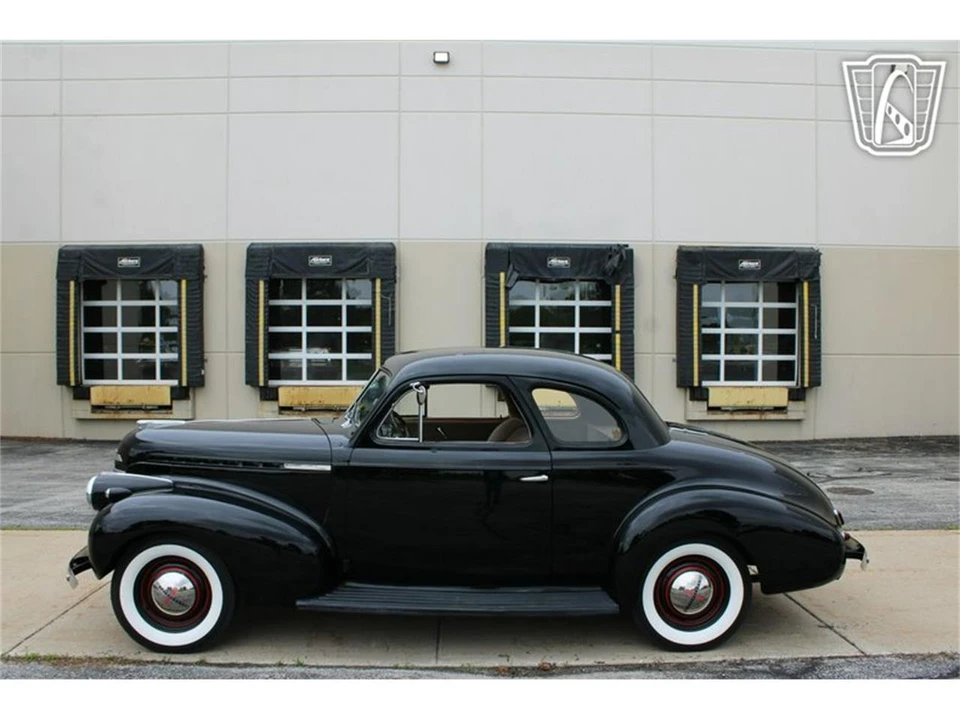 1940 Chevrolet Special & Deluxe & Fleetline - Image 2 of 31