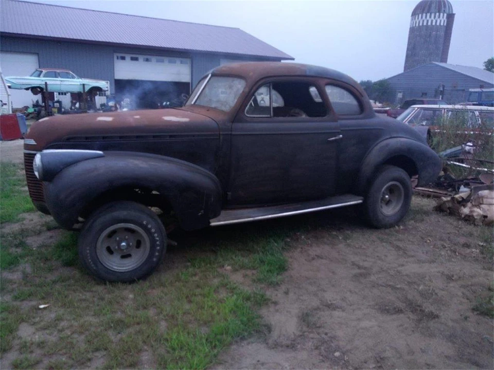 1940 Chevrolet Special & Deluxe & Fleetline - Image 3 of 10