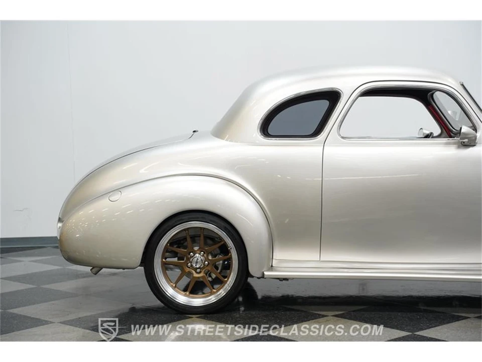 1940 Chevrolet Special & Deluxe & Fleetline - Image 27 of 31