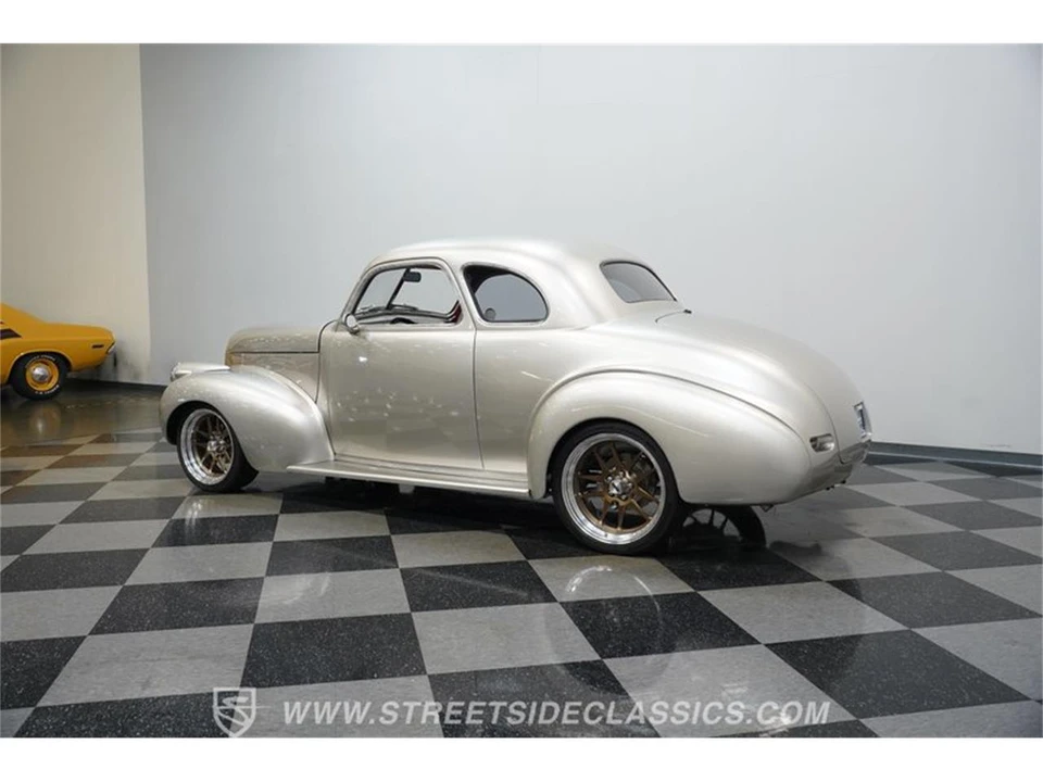 1940 Chevrolet Special & Deluxe & Fleetline - Image 7 of 31