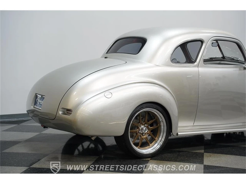 1940 Chevrolet Special & Deluxe & Fleetline - Image 24 of 31