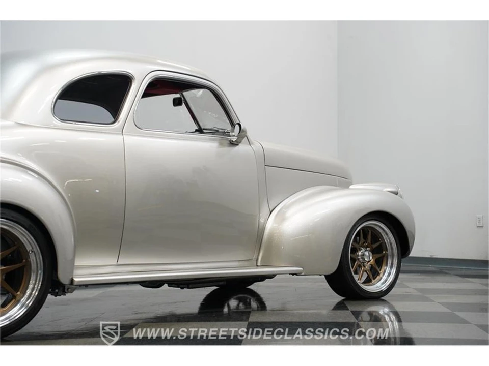 1940 Chevrolet Special & Deluxe & Fleetline - Image 26 of 31