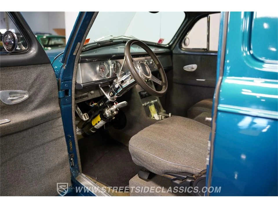 1940 Chevrolet Standard & Master & Master Deluxe & Special Deluxe - Image 2 of 31