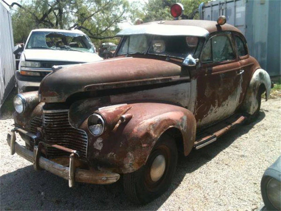 1940 Chevrolet Standard & Master & Master Deluxe & Special Deluxe - Image 2 of 18