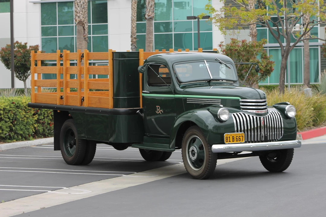 1940 Chevrolet Standard & Master & Master Deluxe & Special Deluxe - Image 6 of 31
