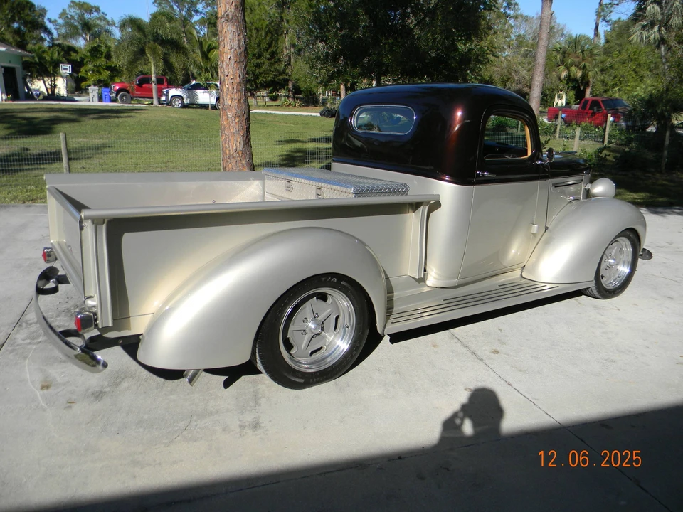 1940 Chevrolet Pickup 2nd Gen - Image 16 of 31