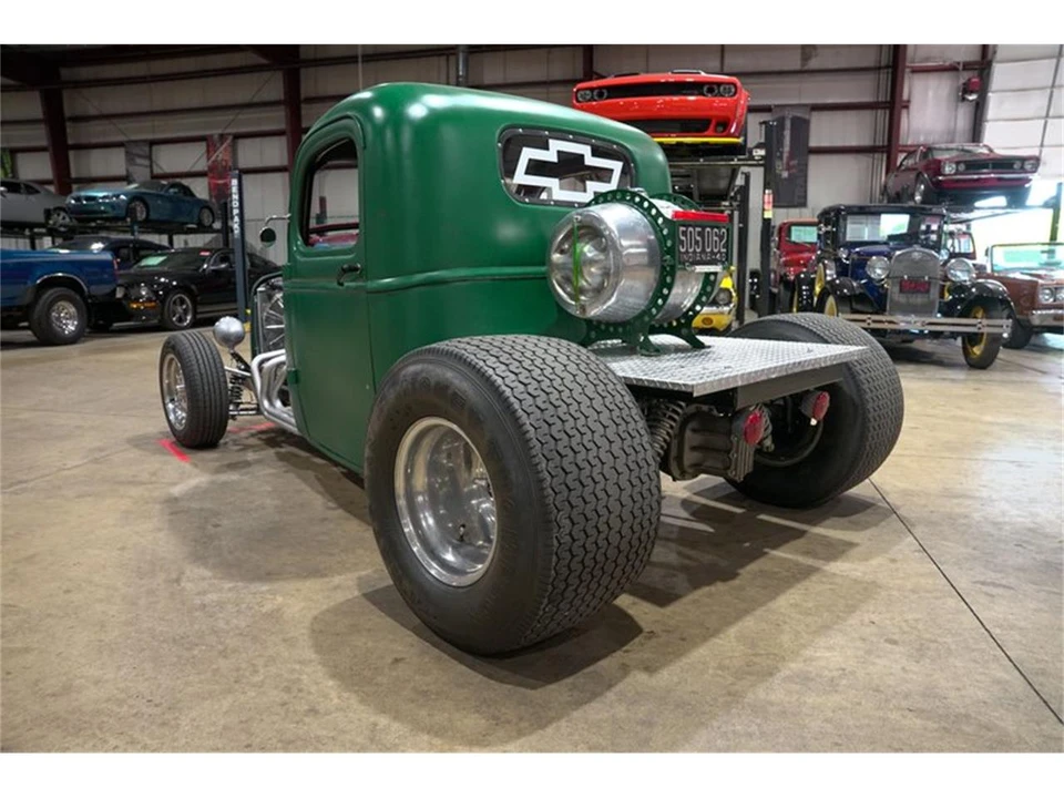 1940 Chevrolet Special & Deluxe & Fleetline - Image 6 of 31