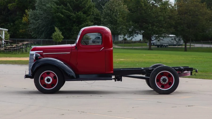 1940 Chevrolet Pickup 2nd Gen - Image 2 of 12