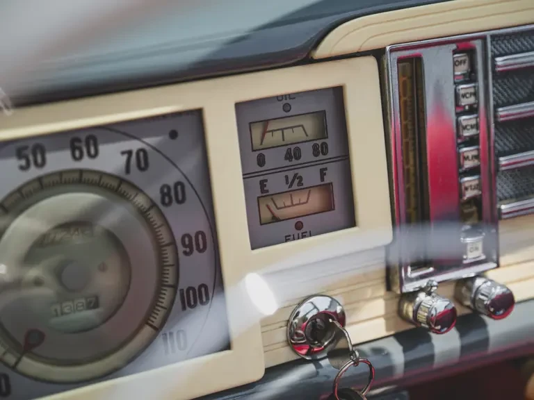 1940 Chrysler New Yorker - Image 30 of 31