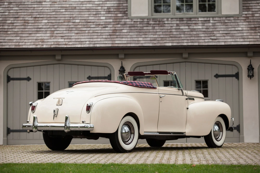 1940 Chrysler New Yorker - Image 11 of 11