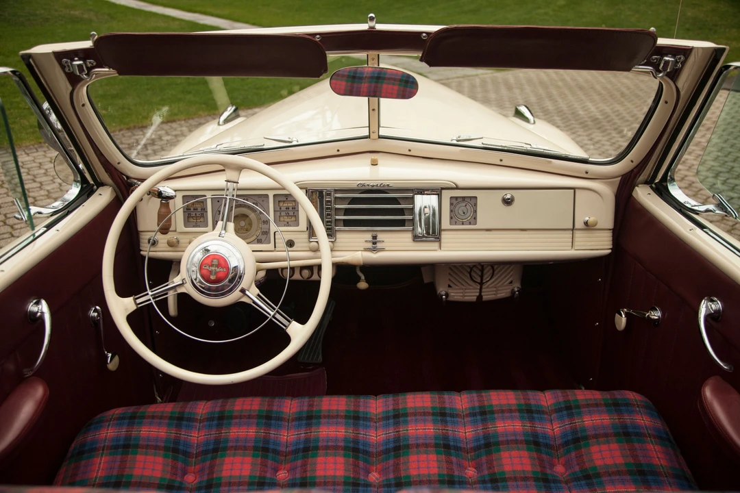 1940 Chrysler New Yorker - Image 7 of 11