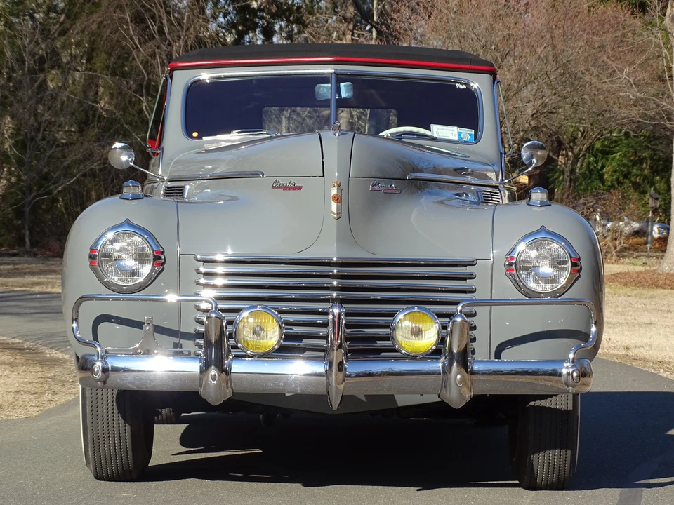 1940 Chrysler New Yorker - Image 6 of 31