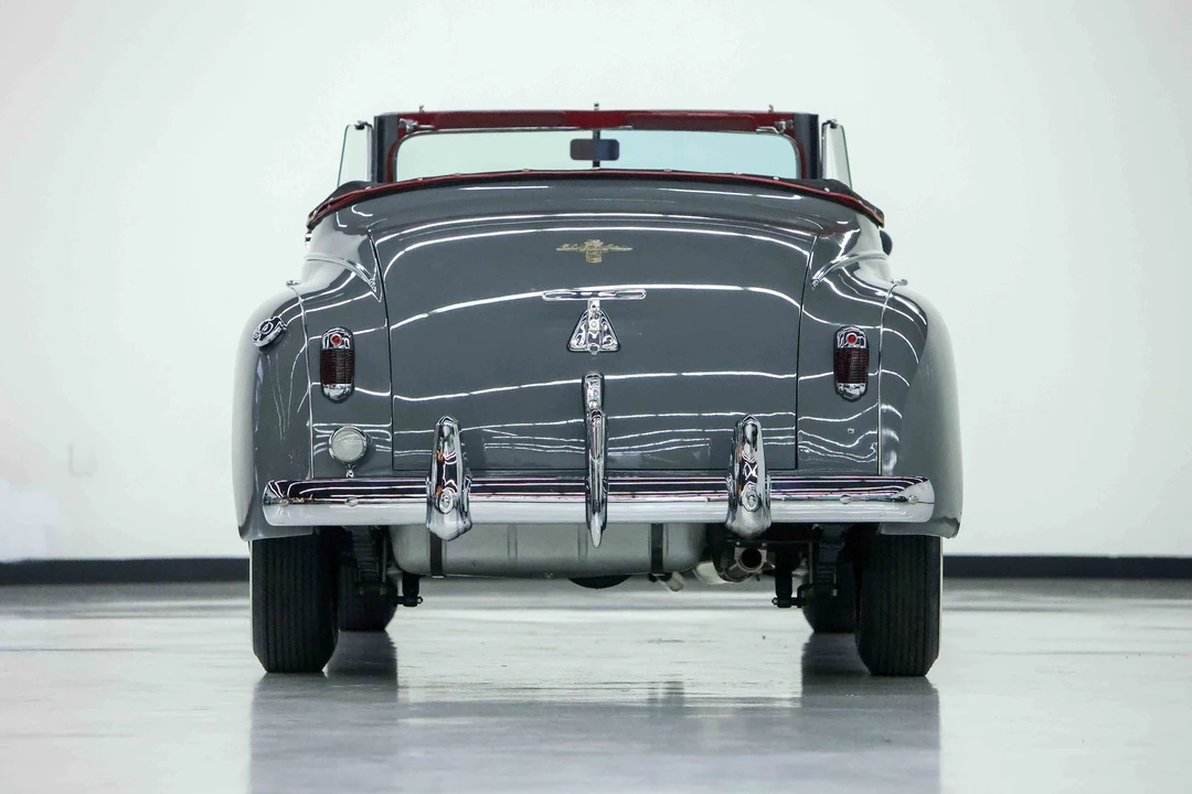 1940 Chrysler New Yorker - Image 4 of 31