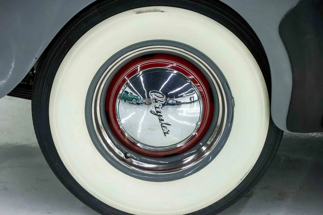 1940 Chrysler New Yorker - Image 30 of 31