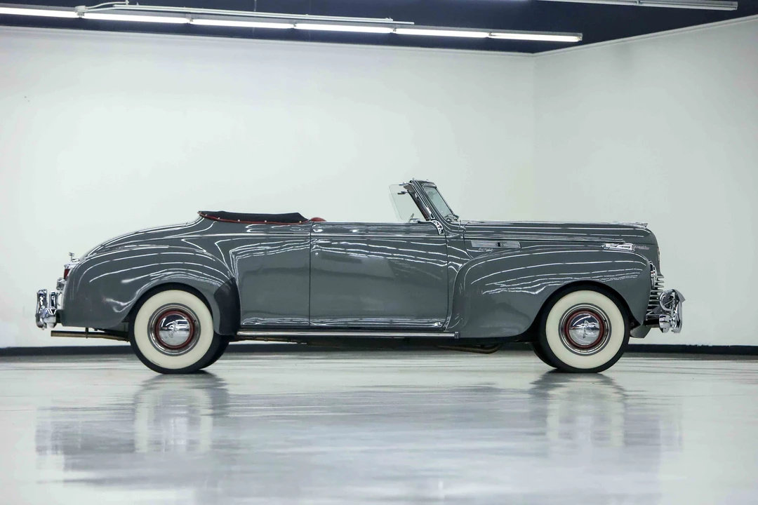 1940 Chrysler New Yorker - Image 6 of 31