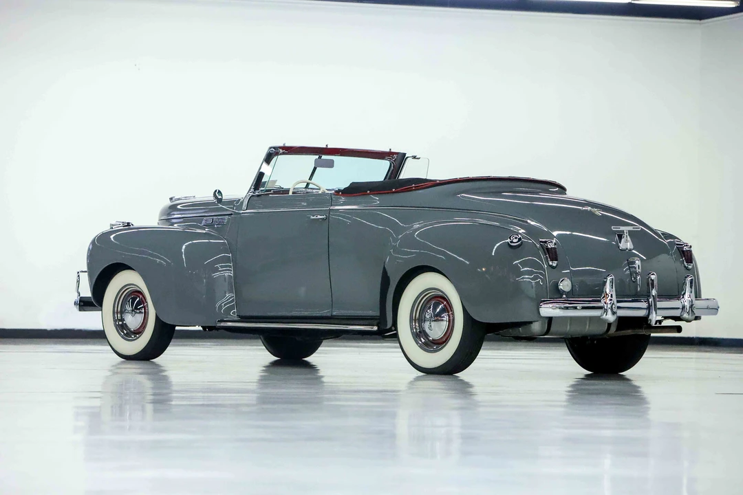 1940 Chrysler New Yorker - Image 3 of 31