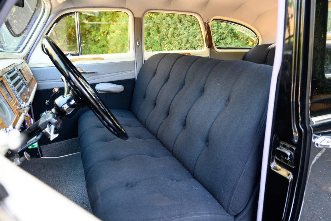 1940 Chrysler Windsor - Image 29 of 31