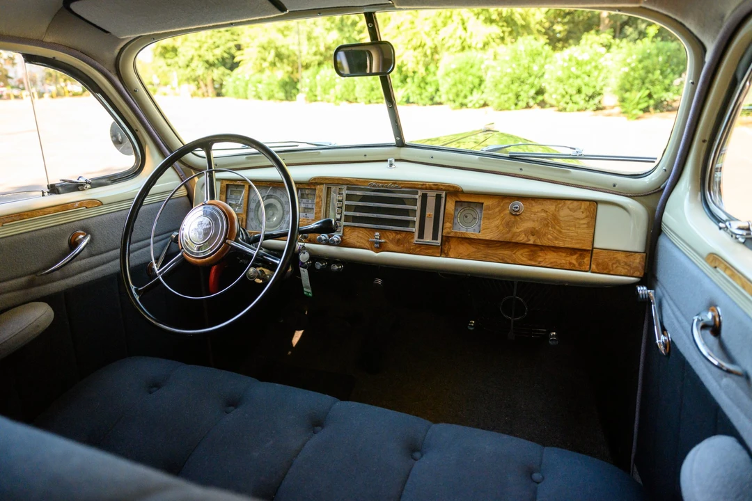1940 Chrysler Windsor - Image 28 of 31
