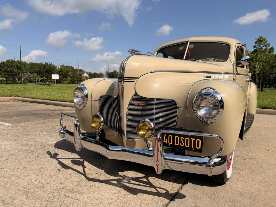 1940 DeSoto - Image 9 of 31