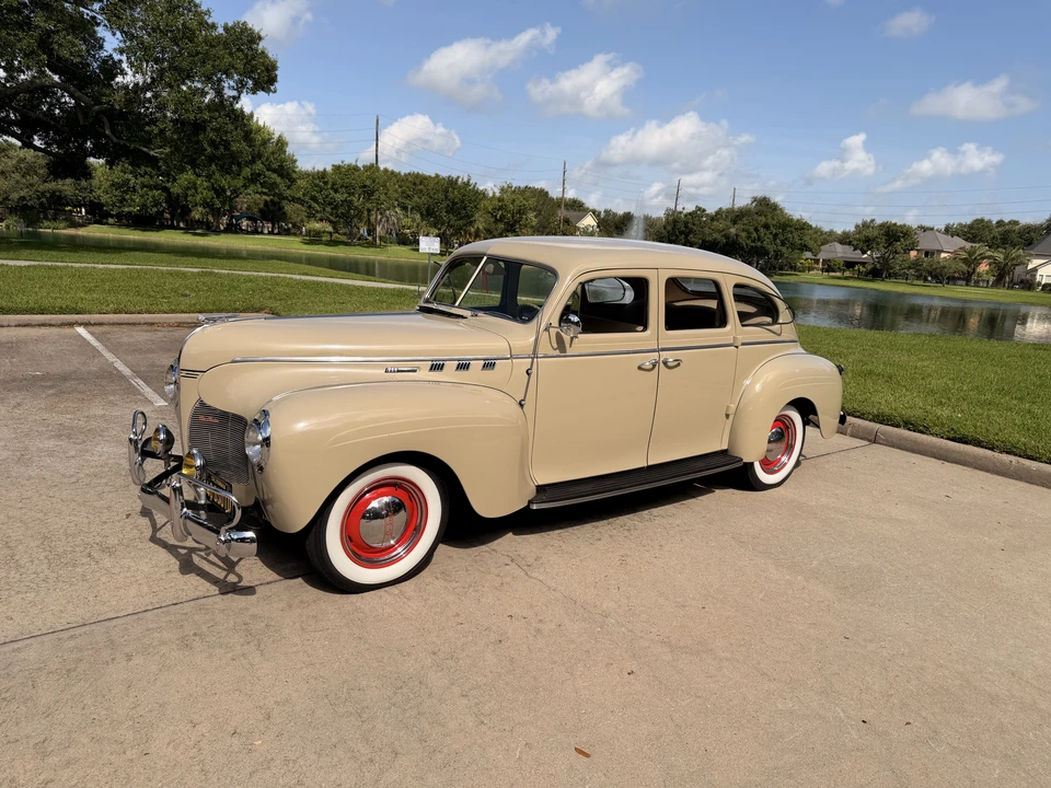 1940 DeSoto - Image 2 of 31