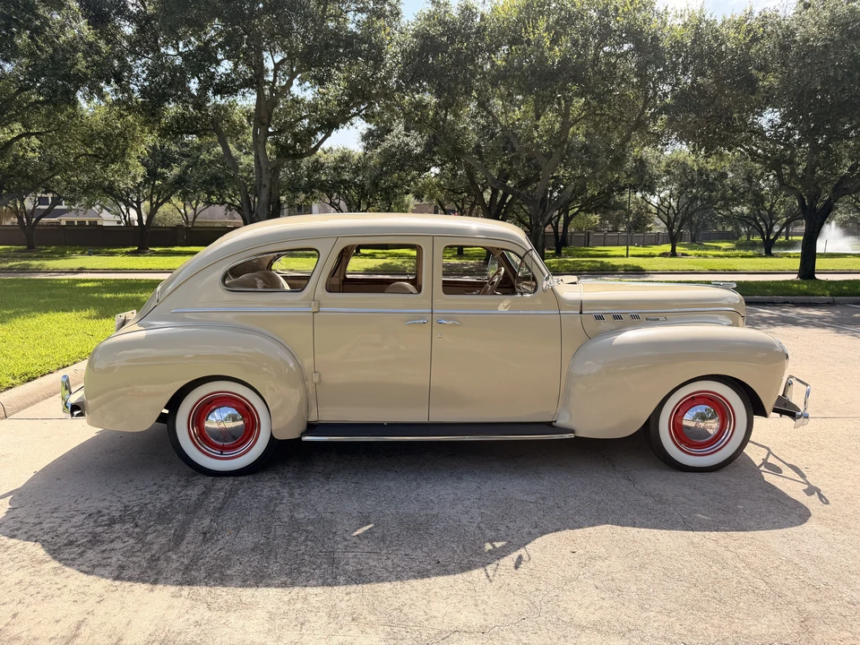 1940 DeSoto - Image 13 of 31