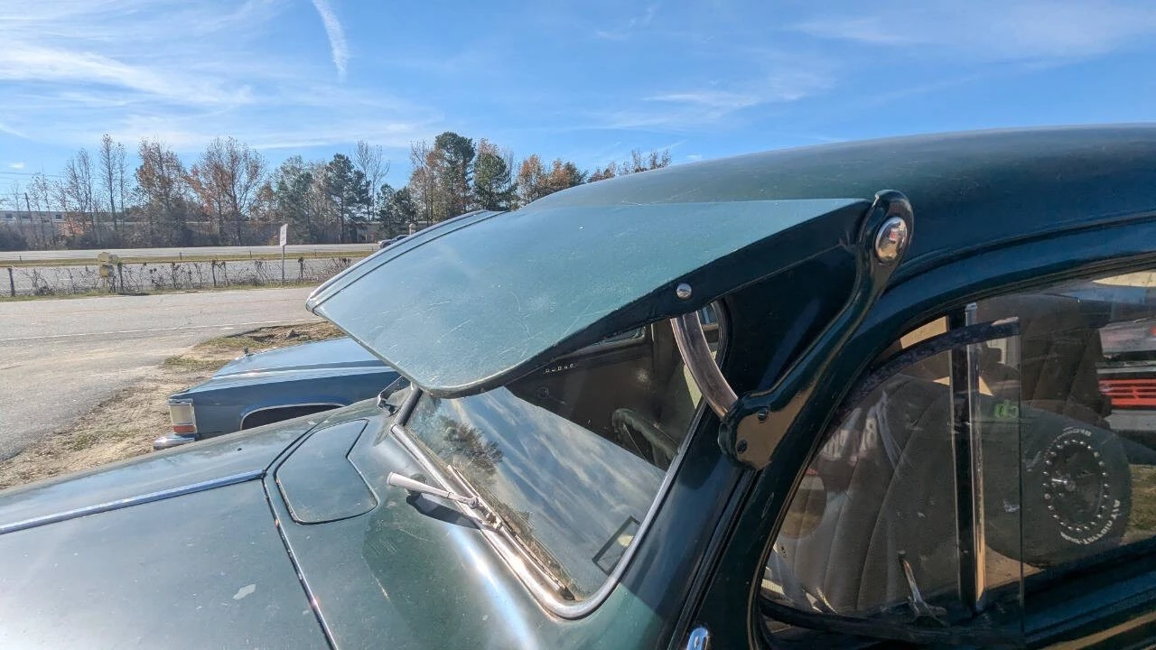 1940 Dodge T/V/W Series - Image 10 of 21