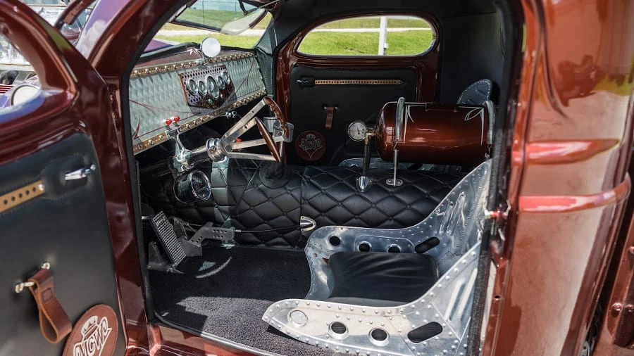 1940 Dodge T/V/W Series - Image 4 of 12