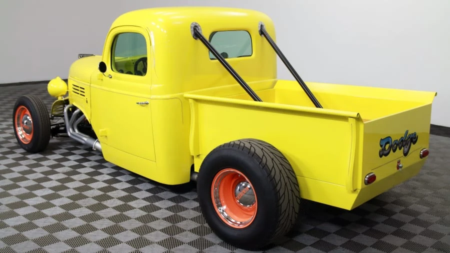 1940 Dodge T/V/W Series - Image 2 of 7