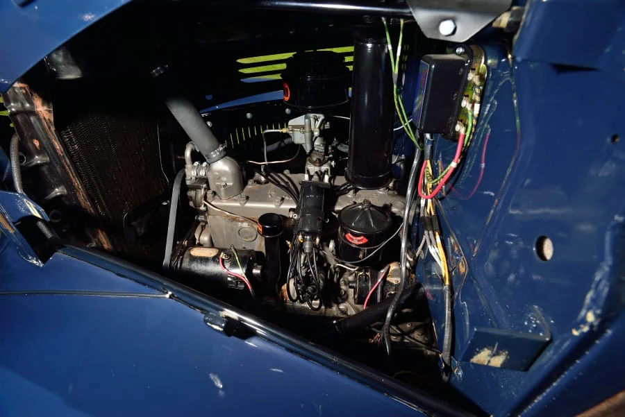 1940 Dodge T/V/W Series - Image 13 of 14