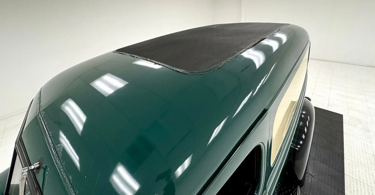 1940 Dodge T/V/W Series - Image 15 of 31