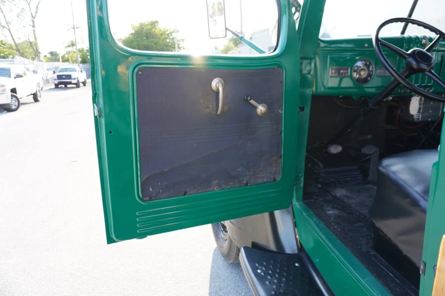 1940 Dodge T/V/W Series - Image 25 of 31