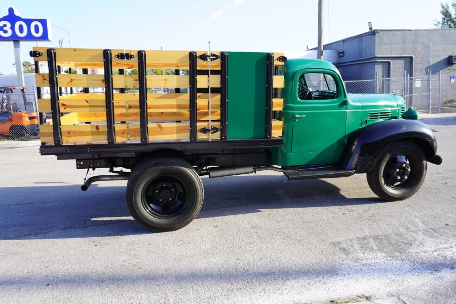 1940 Dodge T/V/W Series - Image 9 of 31
