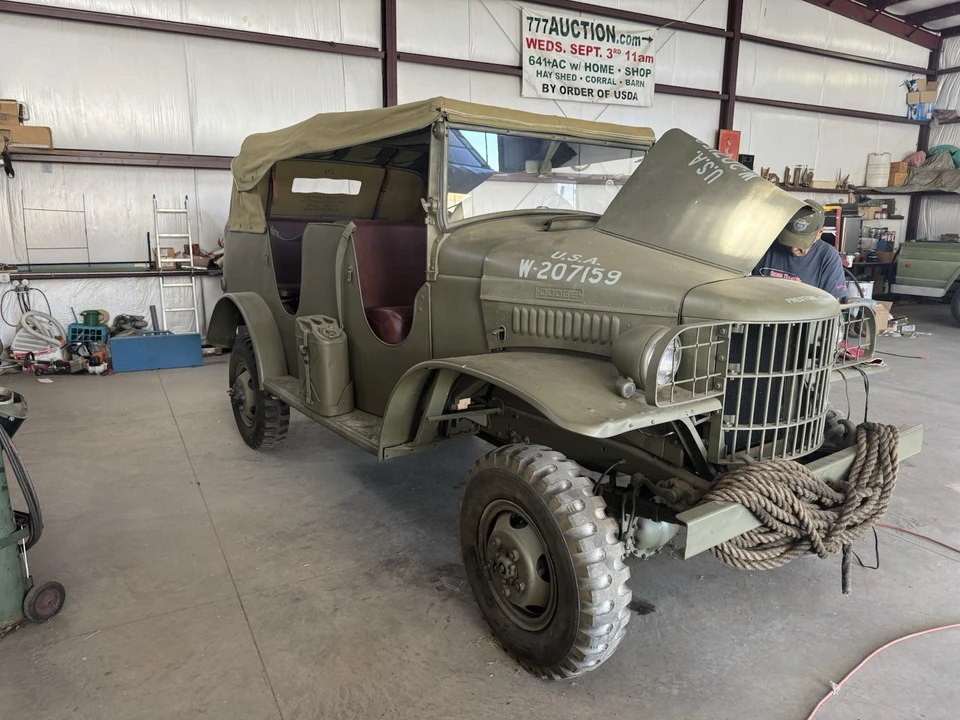 1940 Dodge Military Vehicles - Image 2 of 9