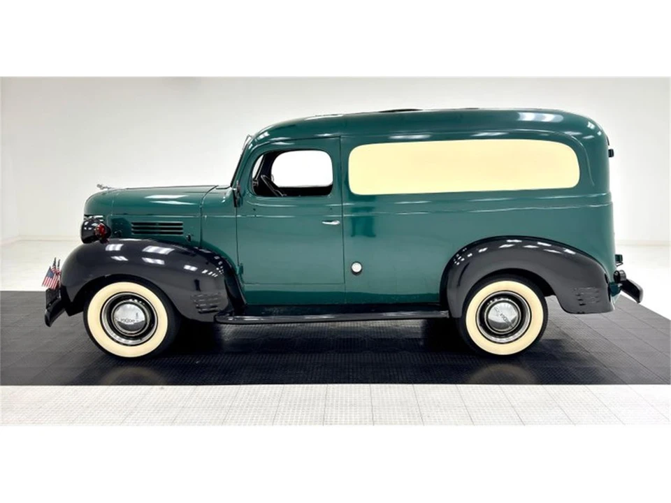 1940 Dodge Military Vehicles - Image 2 of 31