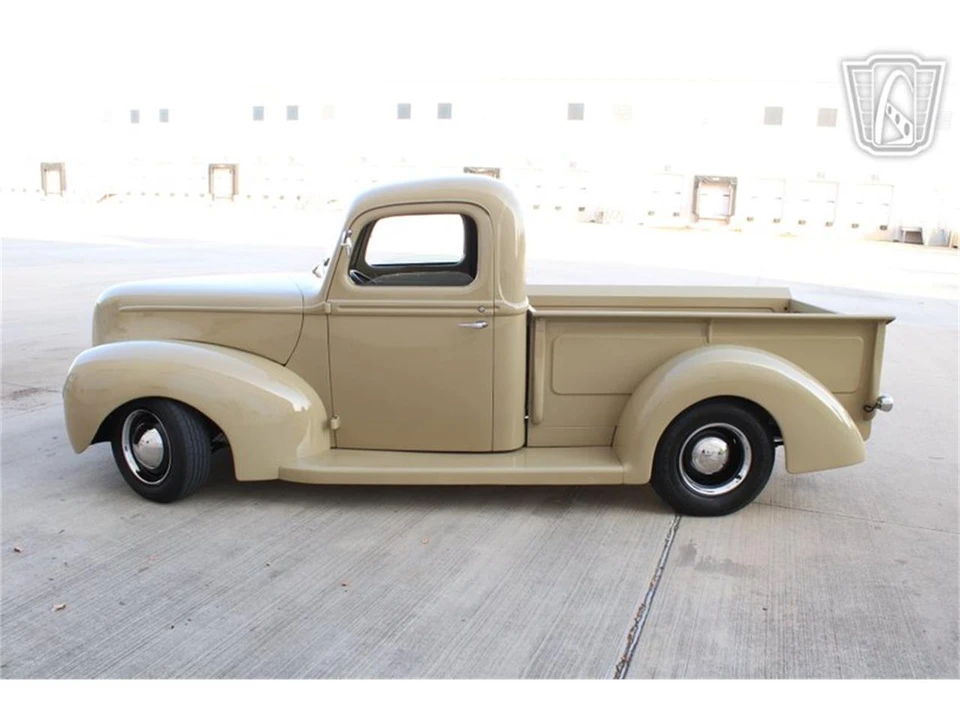 1940 Ford Pickup (1940-1947) - Image 2 of 31