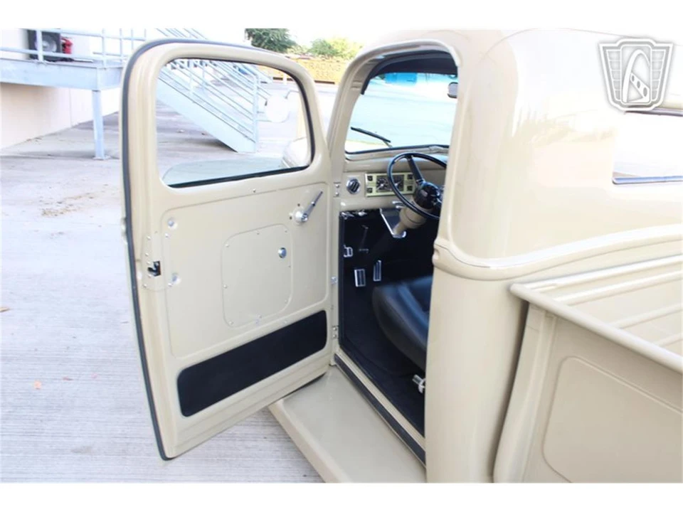 1940 Ford Pickup (1940-1947) - Image 17 of 31