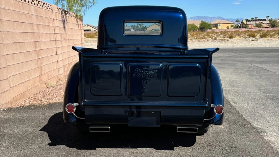 1940 Ford Pickup (1940-1947) - Image 4 of 14